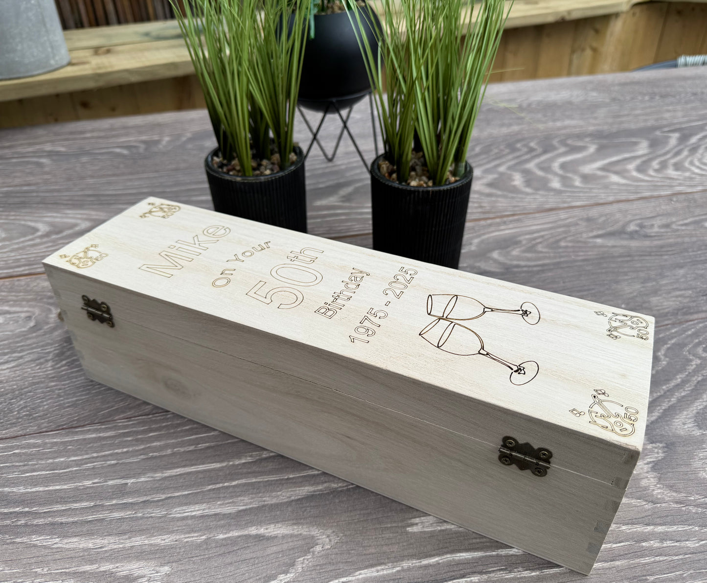 Personalised wine box