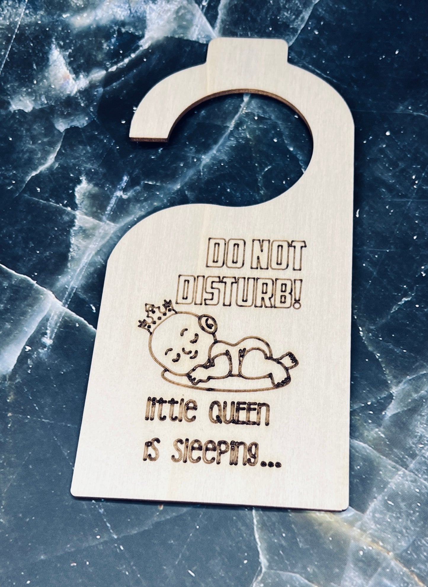 Wooden Door Handle Hanging Sign – Versatile for Door Decoration and Clothes Spacer